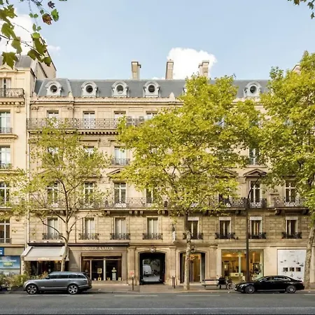8th Super - Haussmann Apartment